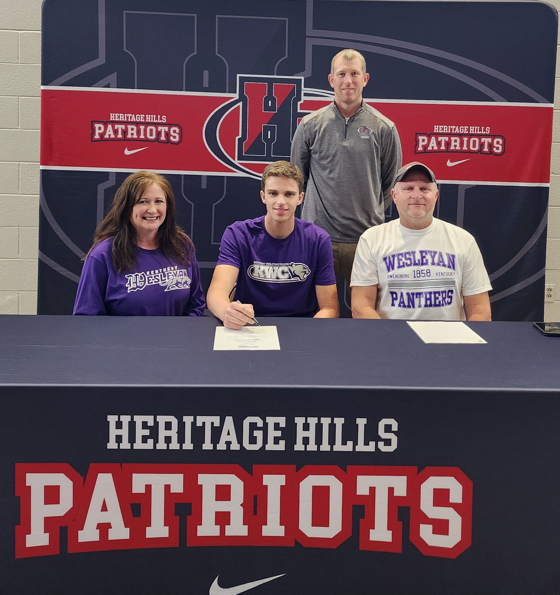 Maison Ficker signs with Kentucky Wesleyan
